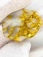 28ct Gold in Quartz Cabochon - Museum Grade