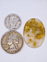 21ct Gold in Quartz Cabochon - Museum Grade