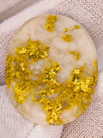 21ct Gold in Quartz Cabochon - Museum Grade