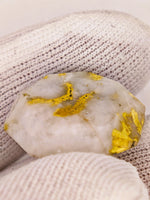 20.93ct Californian Gold in Quartz Cabochon