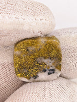 18.35ct Colorado Gold in Quartz Cabochon