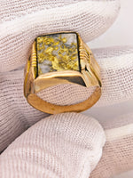 18K Gold in Quartz Ring - 16to1 Mine - GEM