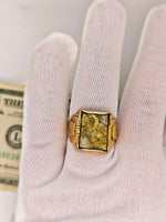 18K Gold in Quartz Ring - 16to1 Mine - GEM