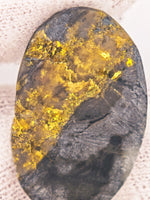 9.29ct Black Gold in Quartz Cabochon