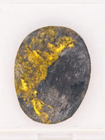 9.39ct Black Gold in Quartz Cabochon