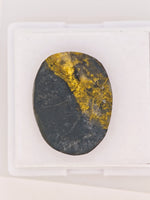 9.39ct Black Gold in Quartz Cabochon