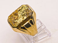 22K Gold in Quartz Ring - 16to1 Mine - STUNNER