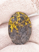 4.81ct Black Gold in Quartz Cabochon