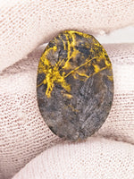 4.81ct Black Gold in Quartz Cabochon