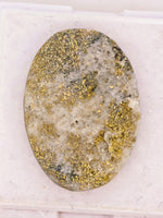 9.80ct Oval Colorado Gold in Quartz Cabochon