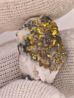 14.50ct California Gold Quartz Specimen