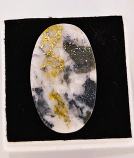12.68ct 16to1 mine Gold Quartz Cabochon