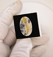 8.47ct 16to1 mine Gold Quartz Cabochon