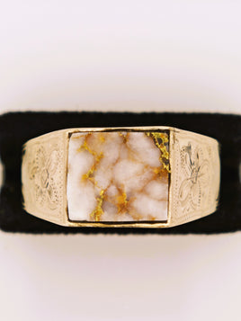 10K Gold Quartz Signet Ring Floral Motif