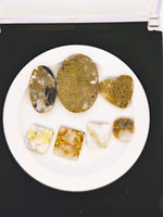 7 x California Gold Quartz Cabochon Parcel - 33.56cts