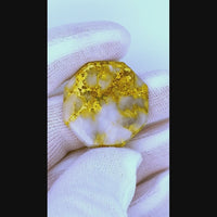 28ct Gold in Quartz Cabochon - Museum Grade