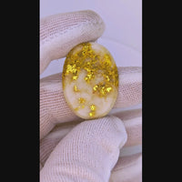21ct Gold in Quartz Cabochon - Museum Grade