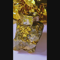 Vintage 10K Floral Gold Quartz Signet Ring